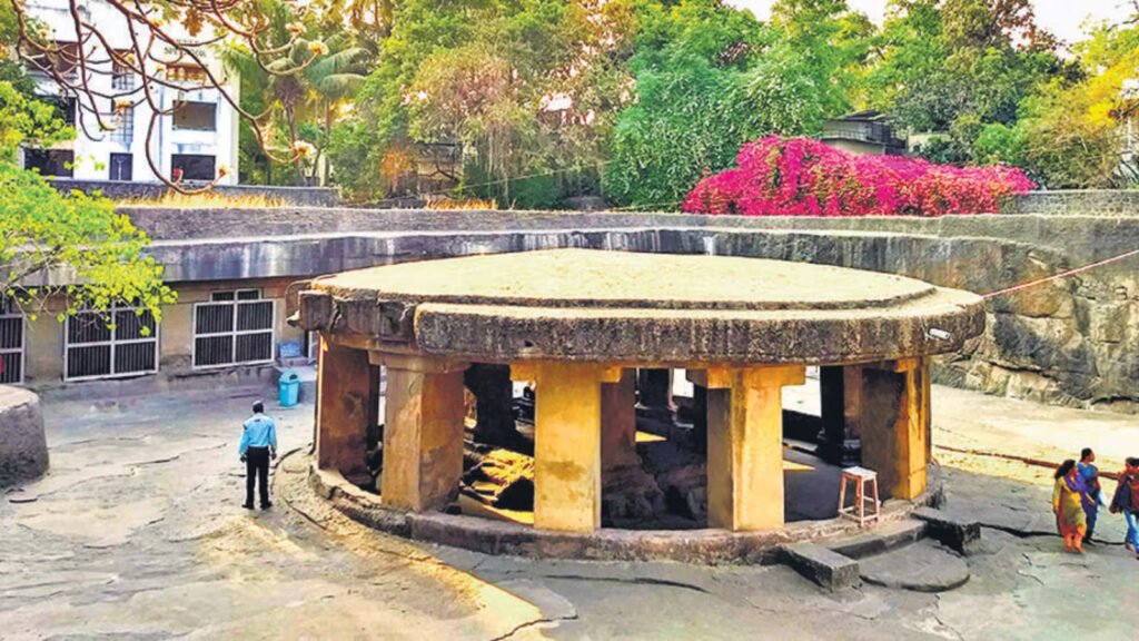 Discovering Pune's Timeless Treasures: A Journey Through Historical Landmarks 6 Pataleshwar Caves